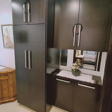 Serenity Apartment *